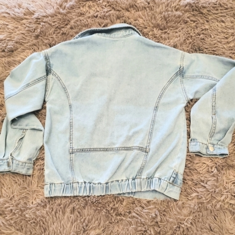 Jean jacket - Picture 4 of 7